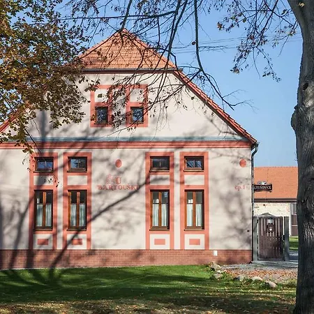 Agropenzion U Bartousku ゲストハウス *