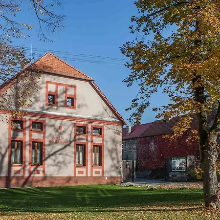 ゲストハウス Agropenzion U Bartousku